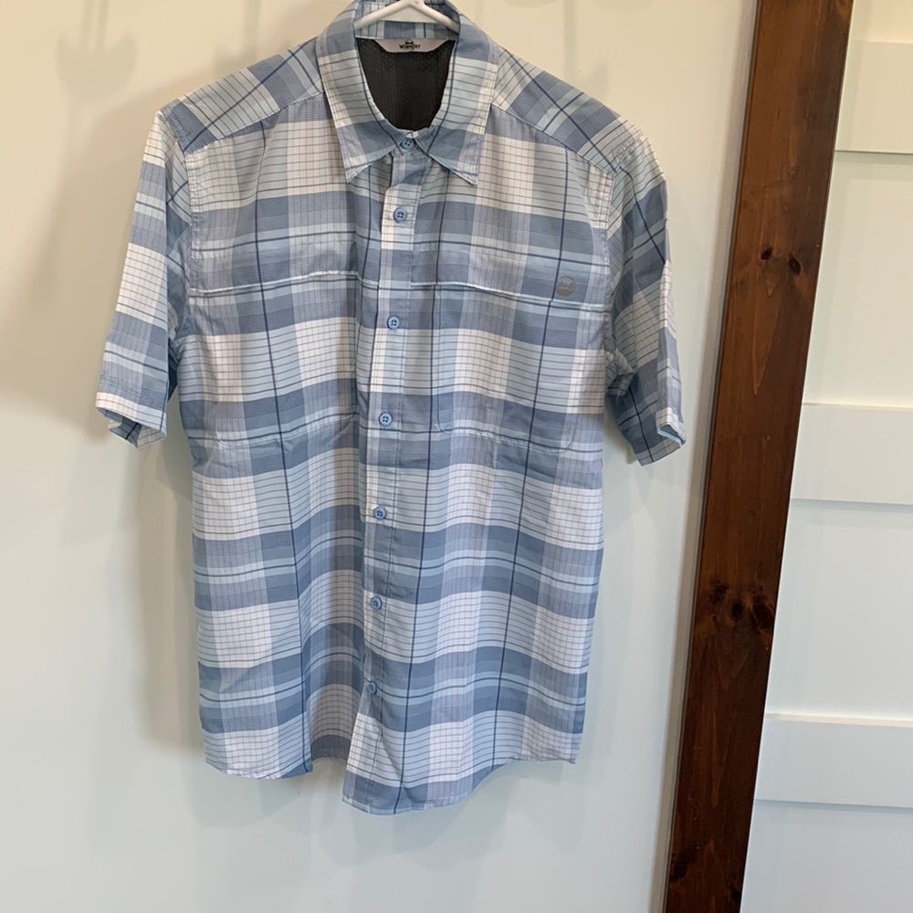 Men’s size small Wrangler dress shirt